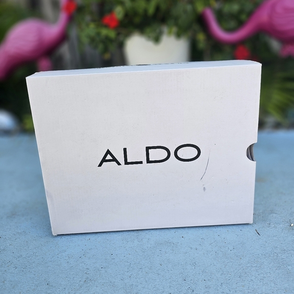 Aldo Pumps Women Size 8M Black Heels All Over Rhinestones - Picture 2 of 8